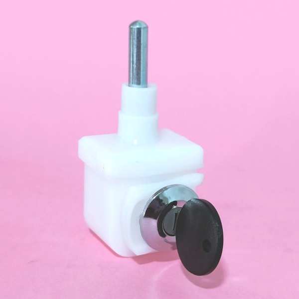 10) DOUBLE DOOR REFRIGERATOR LOCK 